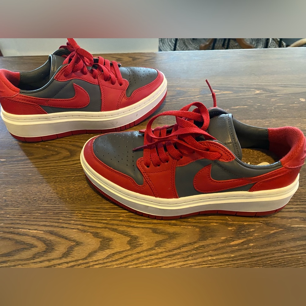 Women’s nike air jordan’s